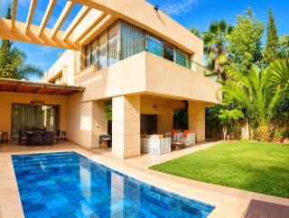 Timeless Villa at Golf course with private pool - 0