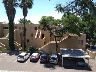 Madison Palms Sandton Apartment - 4