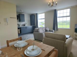 1 Bedroom Sofa bed in centre of Trearddur Bay - Pass the Keys - 3