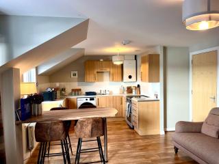 Lews Castle View, 6 Ardanmhor Court - 2