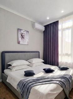 1BR near Botanical garden, King-Size Bed - 0