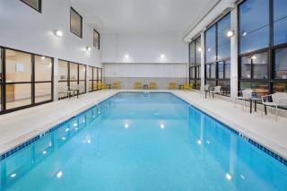 Hampton Inn Detroit/Belleville-Airport Area - 2