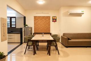 Vaayu Stay-Peaceful family home near Surat Airport - 8