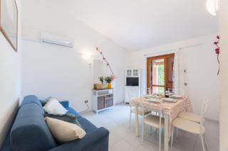 Outstanding Residenze Gallura 2 Bedroom sleeps with Child - 2