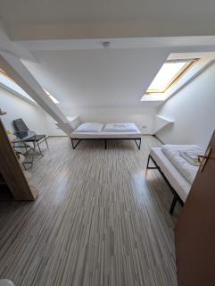 Mainrooms Kelsterbach - 9