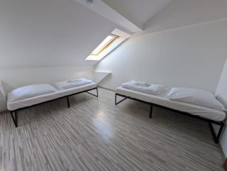 Mainrooms Kelsterbach - 8