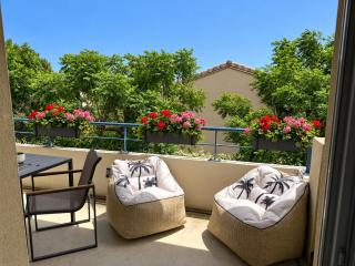 Lumaïa - Vue cité, terrasse & Piscine - 4