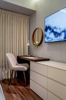 Beautiful Apartment on Independence Avenue - 4