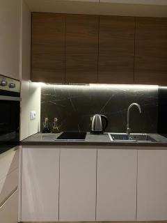 E&R Apartments at Myslym Shyri - 3