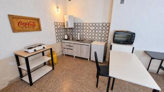 Alta Córdoba - Departamento con internet y escritorios - 8