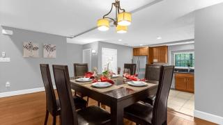 Sunny Summer Awaits - Renovated Townhome by Disney! - Orlando - 9