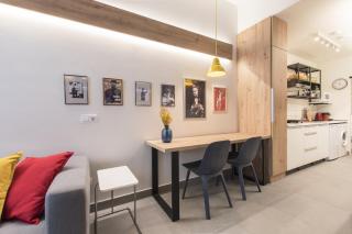 Quality suites III - 1