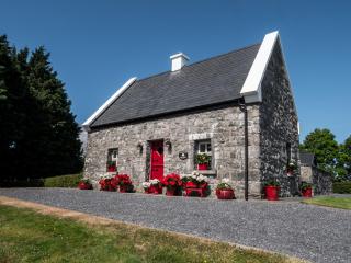 Murrays Traditional Stone Cottage - 0