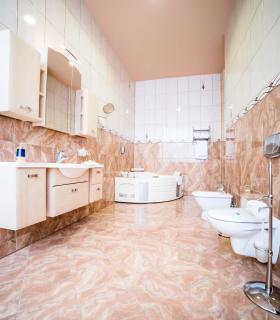 Hotel Imperial Inn - Târgu Mureș - 4