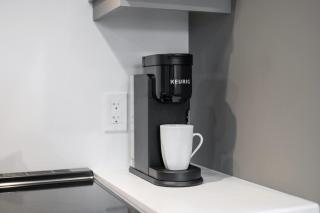 Elegant Parkdale 2BR 2 King Beds Sleeps 6 - 2
