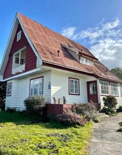 Espectacular Casa Histórica Frente Lago Llanquihue - Frutillar - 7
