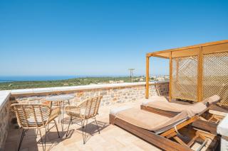 Armantanis Luxury Suites - 8