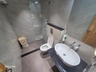 Hotel Naaz - 8
