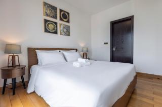 D1mension & Zenity - Signature Suites - Gym & Pool - District 1 - 4
