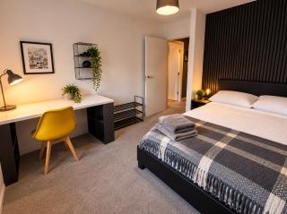 5 Min Walk to UKREiiF 2 Bed 2 Bath & FREE Parking - 7