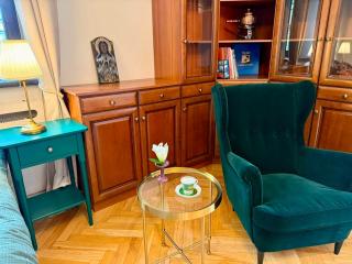 Stylowy apartament w pałacyku w ścisłym centrum - 4