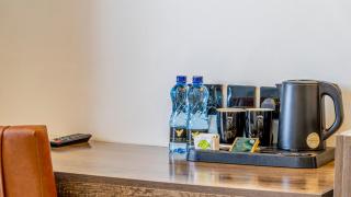 Avian Court Hotel - 4