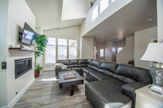 Brand New 4bd Modern Home in Leadville - 6