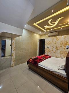 Hotel Virat Plazaaa - 1