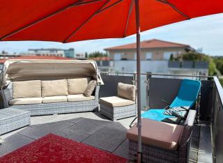 Modernes Penthouse große Dachterrasse nahe Audi - 9