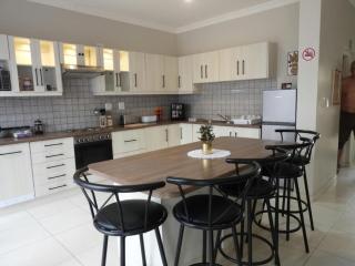 Spikkie's Self Catering and Accommodation - Sarah's Place Nr 3 - 6