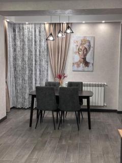 Cozy Designer Apartment on Lvovyan - 2