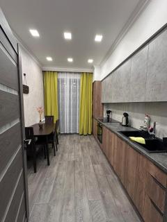 Cozy Designer Apartment on Lvovyan - 1