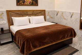 Hotel Krypa Palace Vrindavan - 1