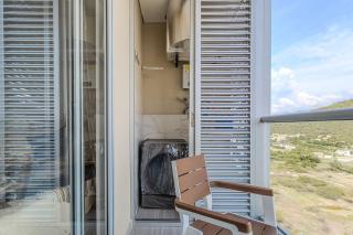 Apartamento de Lujo con Balcón, Piscina y Cerca al Mar - 5