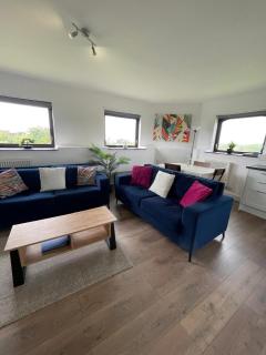 Spacious 2 Bed Holiday Cottage with Views nr Bude - 0