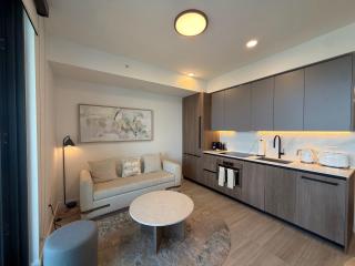 Luxury 1BR - Rooftop Pool and Beach 5min - 0