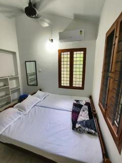 Krishna homestay guruvayur - 1