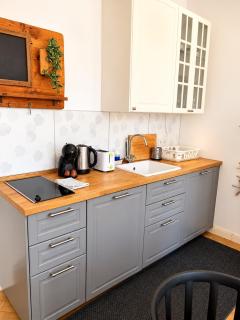 Szimpla Comfort 3BDR, 2BTHR, 2WC, 4AC Apartment - 1