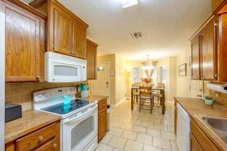 Texarkana Home, 3 Mi to Downtown - 2