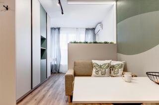 Newly Renovated Comfortable First-Floor Studio - 0