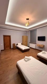 Tagayev Guest House - 1