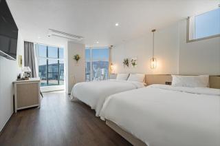 Primavera Hotel - 1