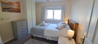 4 Bedroom Haven 10 mins walk to beach - 9