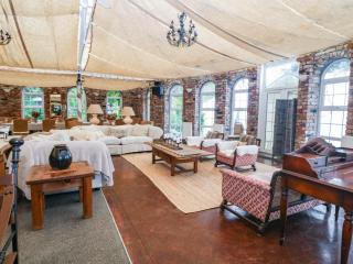 Meifod Country House - 2
