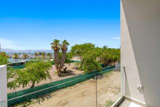 2BR, 2BA Alik A5 condo in La Cruz with pool, gym, balcony, AC, WiFi - 8