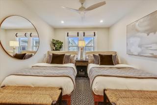 Spacious New Renovation Near T - 9