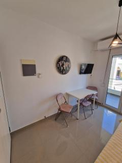 Diana's Cozy 34 Studio - 5