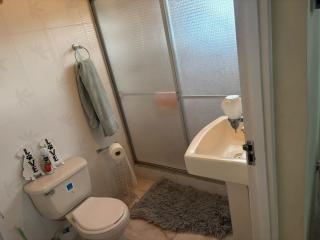 Keishas luxury stays 1 Bedroom King - 1