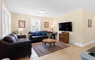 Hawks Haven - Spacious Lakefront Home with Firepit Near South Haven - 3