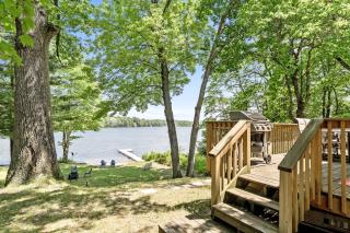 Morningside Vista Lake House-Idyllic Lakefront Home Dog-Friendly - 9